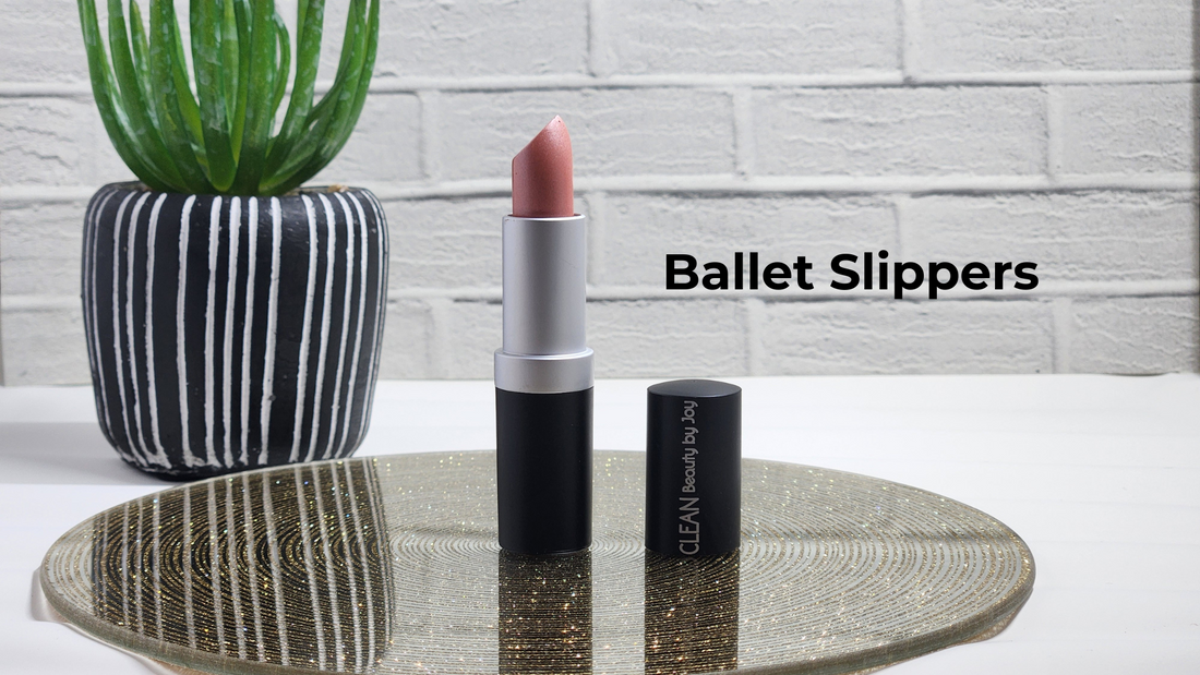 light pink/nude organic lipstick