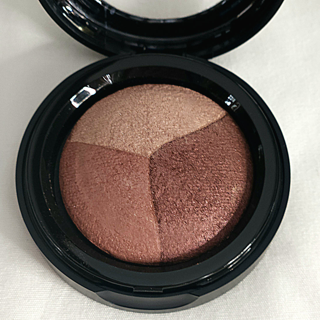 Baked Mineral Eye Shadow Trio